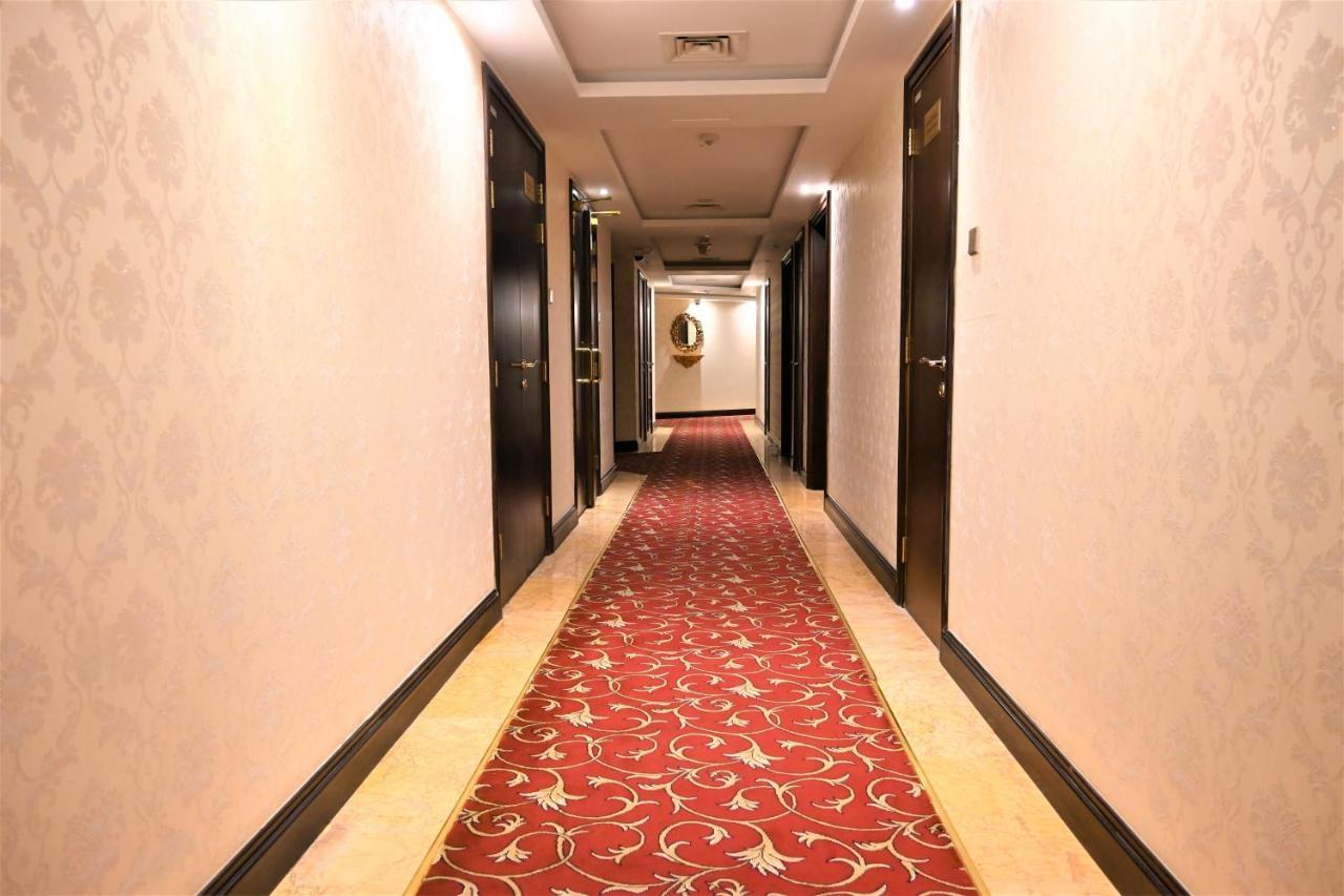 Hotel Crystal Plaza Al Majaz 4*