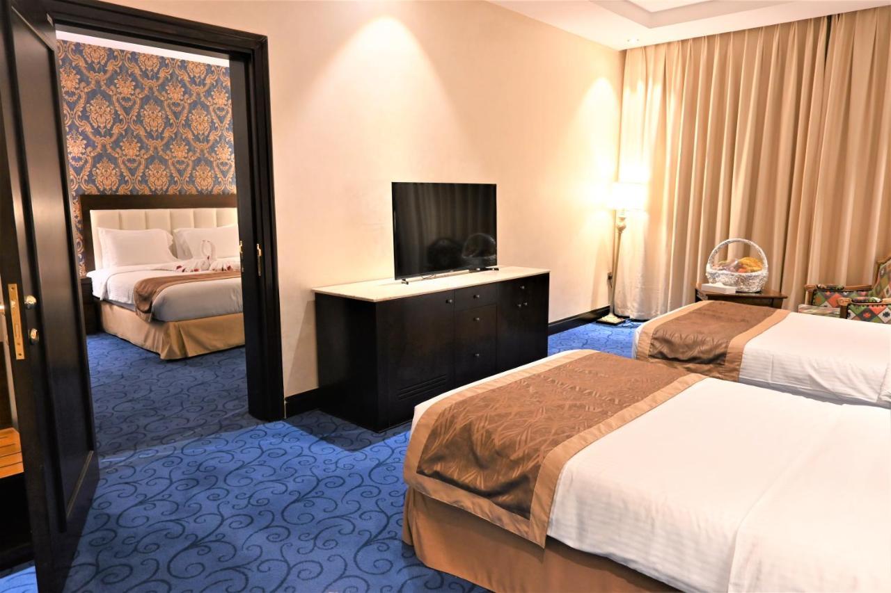 فندق Crystal Plaza Al Majaz