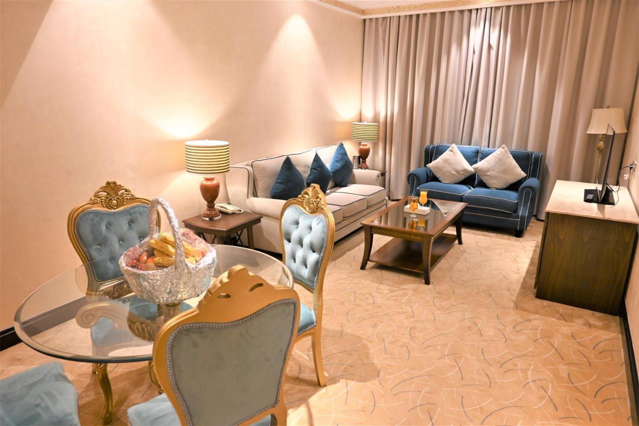 فندق Crystal Plaza Al Majaz
